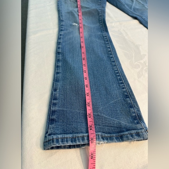 Levi’s 522 Ultra Low Boot Cut Jeans Distressed Pre-Loved Size 4/27 Relaxed Fit - Picture 9 of 10